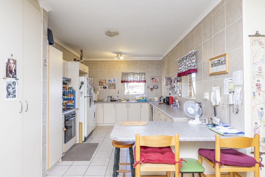 2 Bedroom Property for Sale in Protea Heights Western Cape